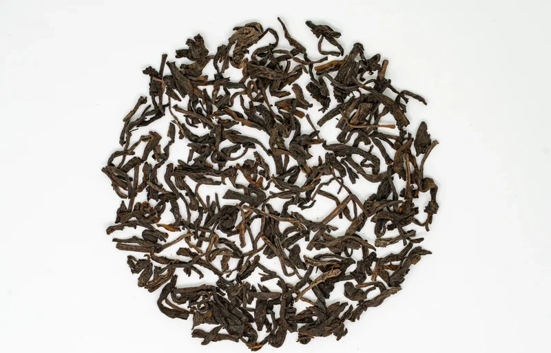 Liù Bǎo Hēi Chá